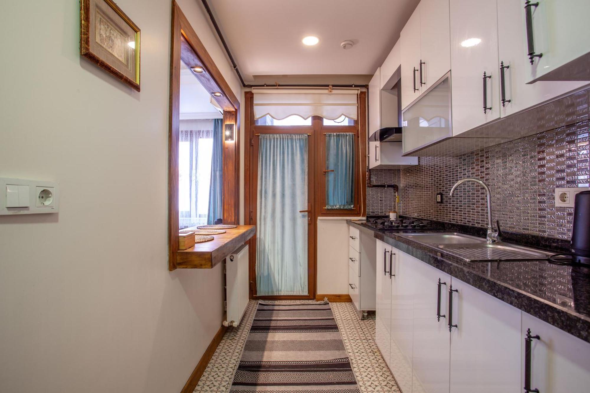 Super House 75 Mt 2 Bedrooms 1 Living Center İstanbul