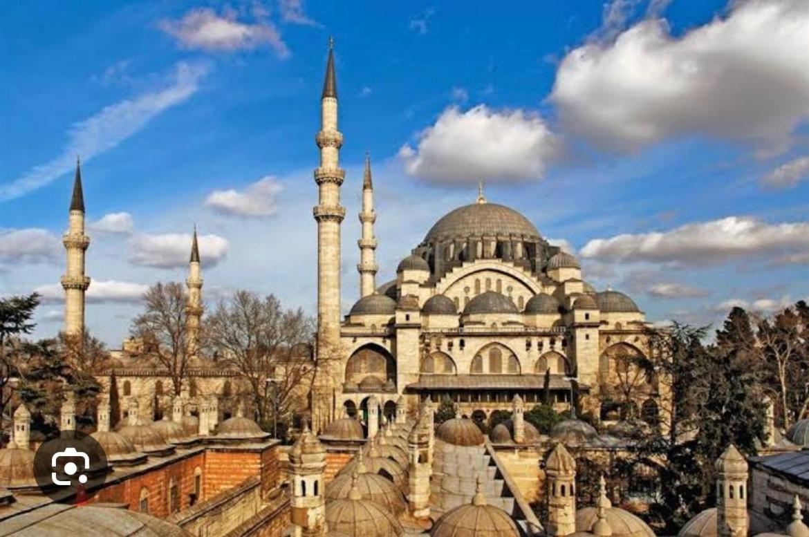 Super House 75 Mt 2 Bedrooms 1 Living Center * Istanbul